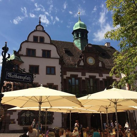 Hotel Am Rathaus Freiburg Bagian luar foto